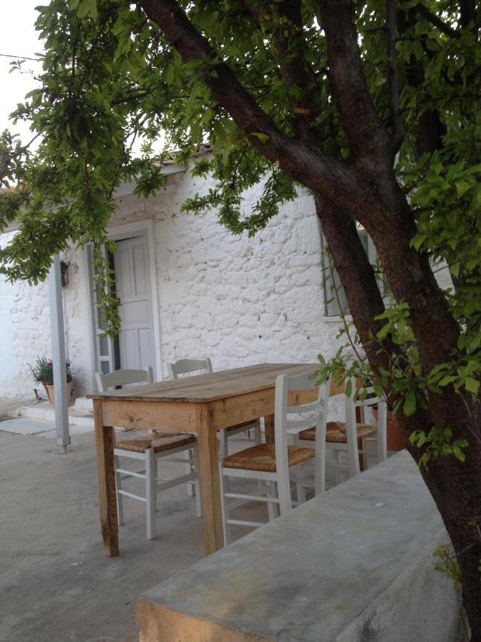 Aνεξάρτητη Παραδοσιακή Πέτρινη Κατοικία Corinth Exterior foto